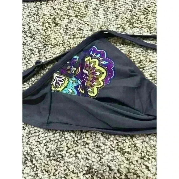 ATHLETA Paisley Floral Twist Front Bikini Top—SZ. 34 DDD - Picture 2 of 8